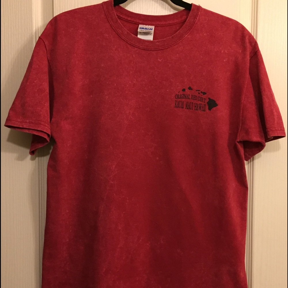 Original Maui Red Dirt Women's Pink T-shirt Size US M